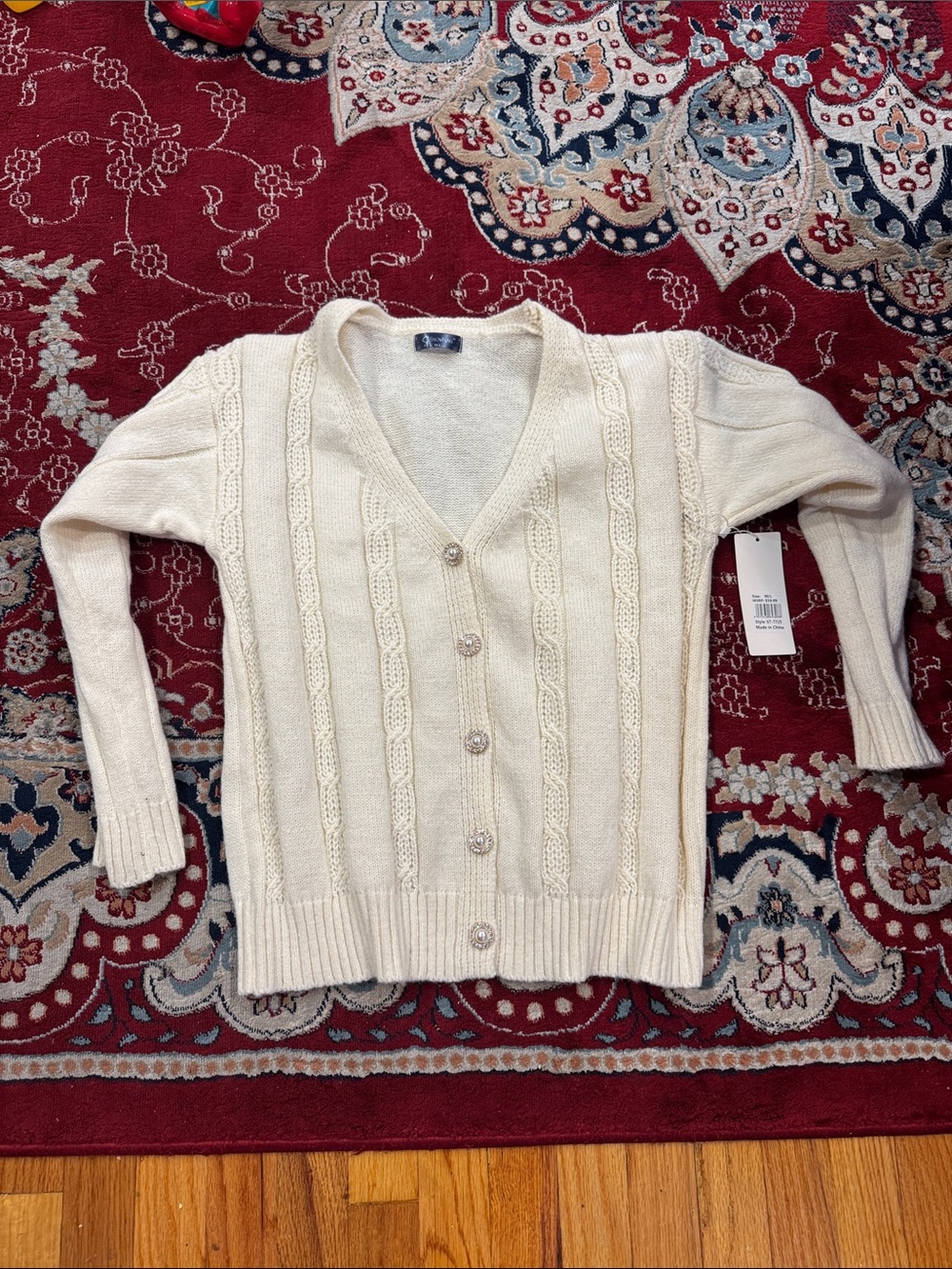Classic Cable-Knit V-Neck Cardigan Sweater - Cream